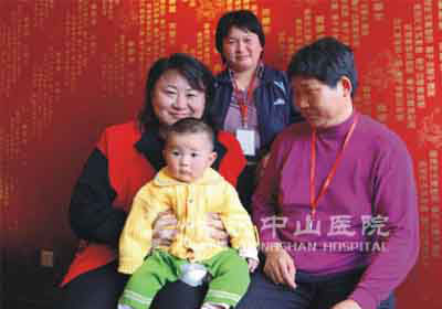 姐妹在中山 共圆求子梦